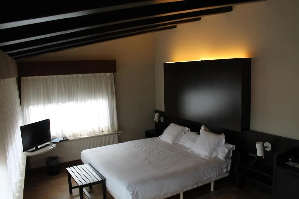 Hotel Can Xiquet Cantallops Spain